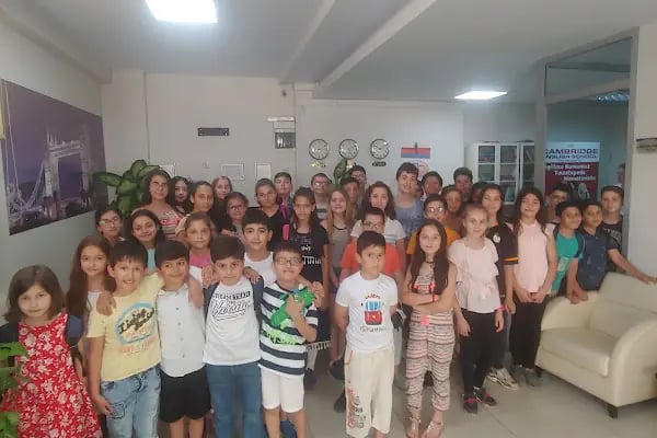 Cambridge English School - Resim 18
