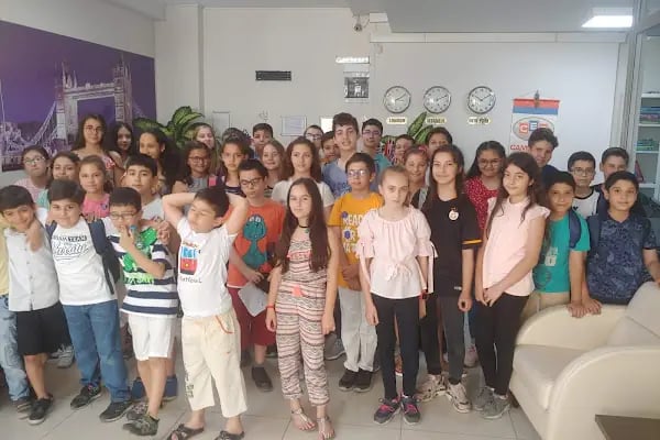 Cambridge English School - Resim 12