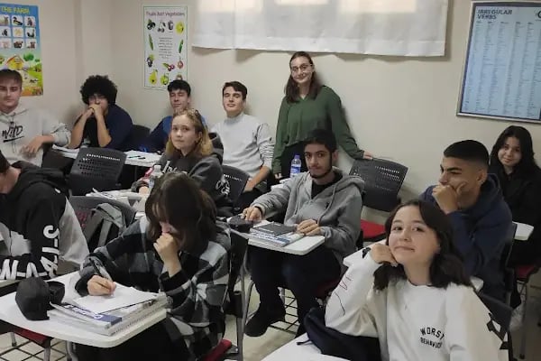 Cambridge English School - Resim 15