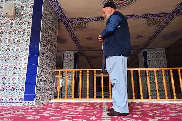 Hazreti Osman Zinnureyn Cami - Resim 20