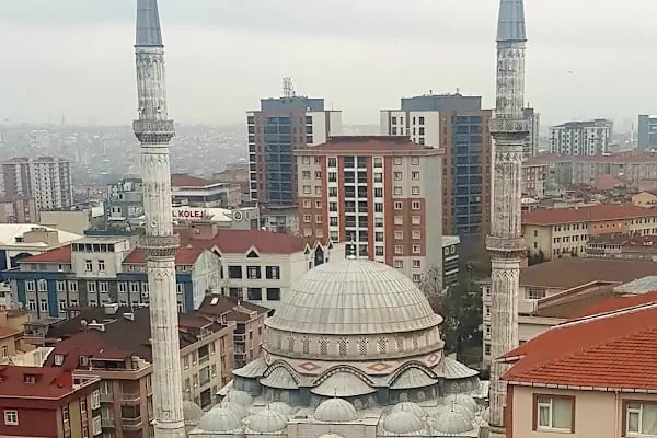 Hazreti Osman Zinnureyn Cami - Resim 14