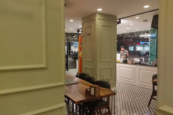 Fiskos Pastane &amp; Cafe - Resim 14