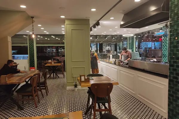 Fiskos Pastane &amp; Cafe - Resim 6