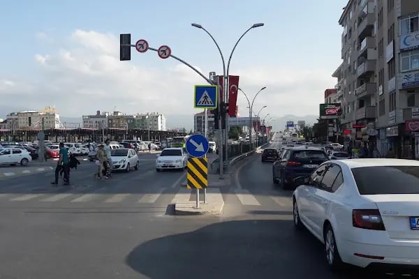 Kocaeli Üniversitesi Güzel Sanatlar Fakültesi - Resim 11