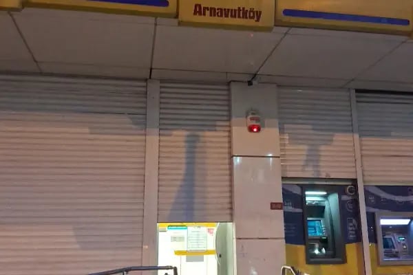 arnavutköy merkez ptt - Resim 3
