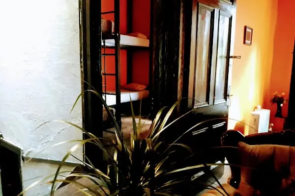 Titan House hostel - Resim 7