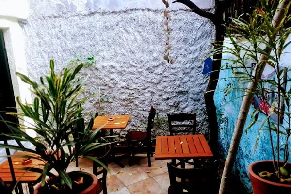Titan House hostel - Resim 5