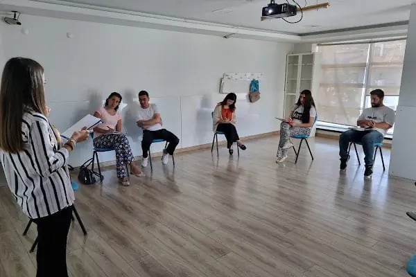 Live English Kurs - Resim 4