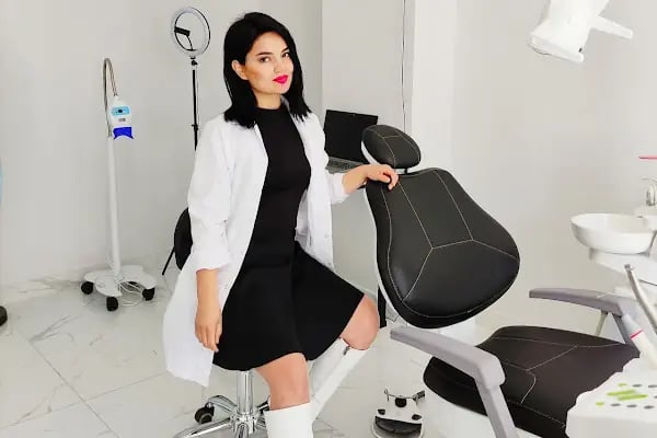 Diş Hekimi İlayda Kurban Gürsel - Resim 2