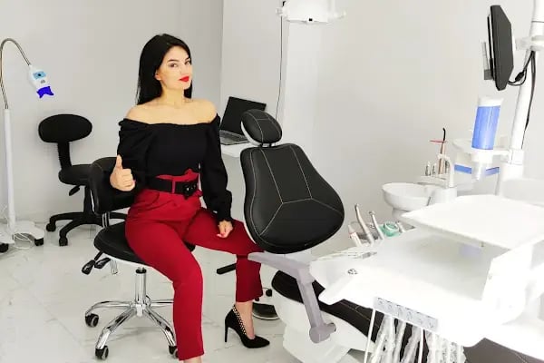 Diş Hekimi İlayda Kurban Gürsel - Resim 8