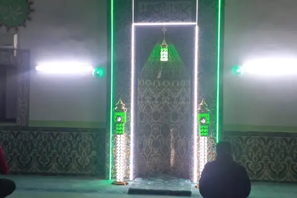 Hanif Cami - Resim 11