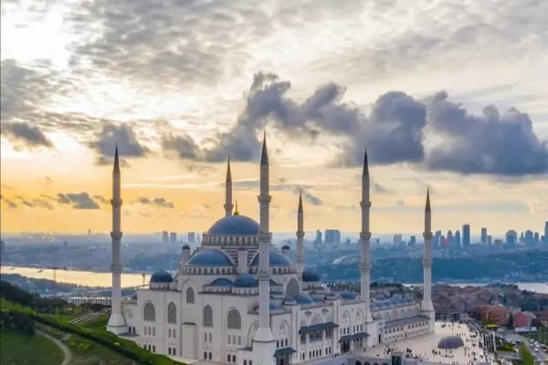 Ataşehir Müftülüğü Yeni Çamlıca Merkez camii - Resim 5