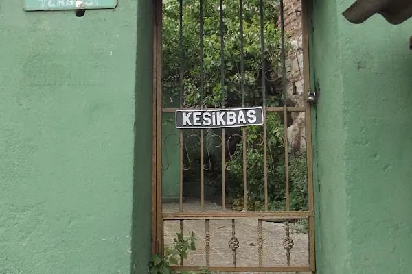 Kesik Baş Ve Deviş Molla Muhammed Türbesi - Resim 16