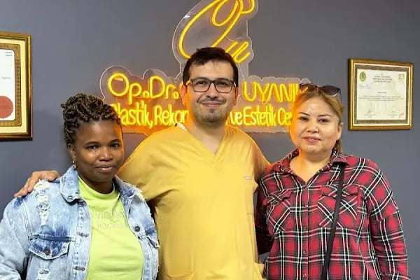 MediAvrupa Estetik / Burun Estetiği / Meme Estetiği / Popo Estetiği (BBL) /Liposuction/ Karın Germe/ MOMMY MAKEOVER/ - Resim 12
