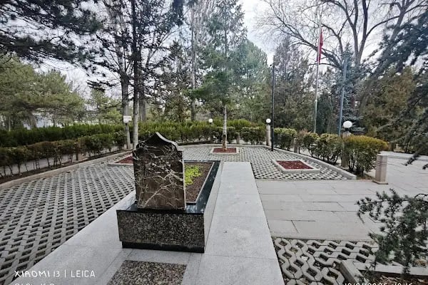 Alparslan Türkeş Kabri - Resim 7