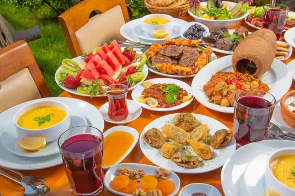 Etzade Eşsiz Anadolu Lezzetleri - Testi Kebabı, Dana Lokum - Kahvaltı - Resim 9