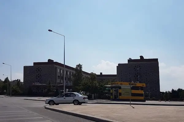 Hilton Garden Inn Taksi - Resim 3