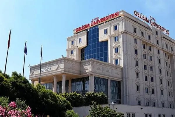 İSTANBUL GELİŞİM ÜNİVERSİTESİ - MESLEK YÜKSEKOKULU - Resim 3