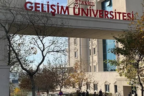 İSTANBUL GELİŞİM ÜNİVERSİTESİ - MESLEK YÜKSEKOKULU - Resim 14