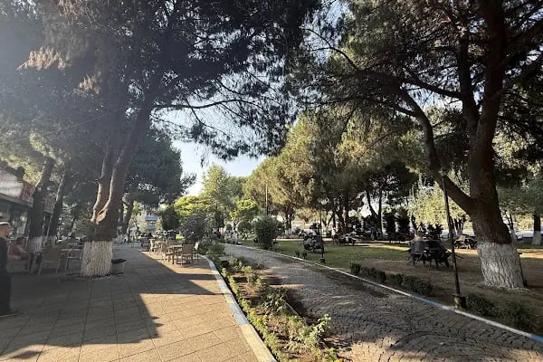 Susurluk Belediye Parkı - Resim 5