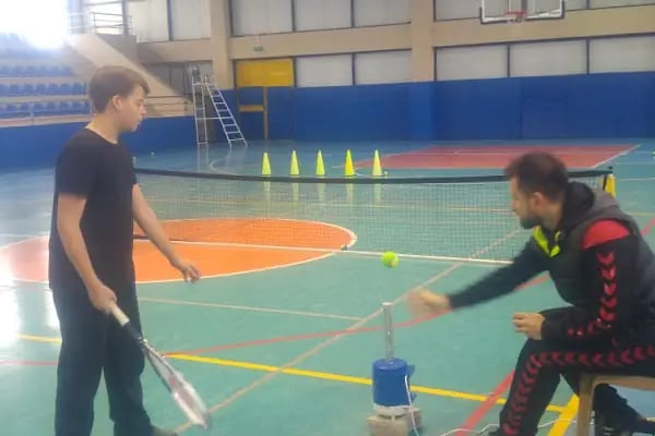 Edremit Tenis Kursu (Yetişkin ve çocuk için özel tenis eğitmeni) - Resim 13