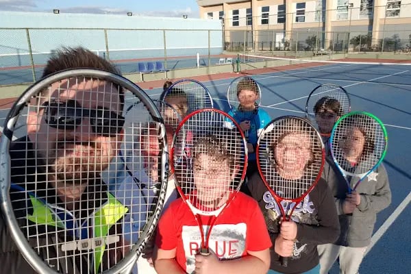 Edremit Tenis Kursu (Yetişkin ve çocuk için özel tenis eğitmeni) - Resim 17