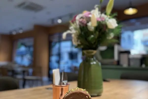 Happy Nest chocolate cafe - Resim 18