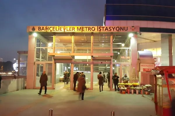 Bahçelievler Metro İstasyonu - Resim 4