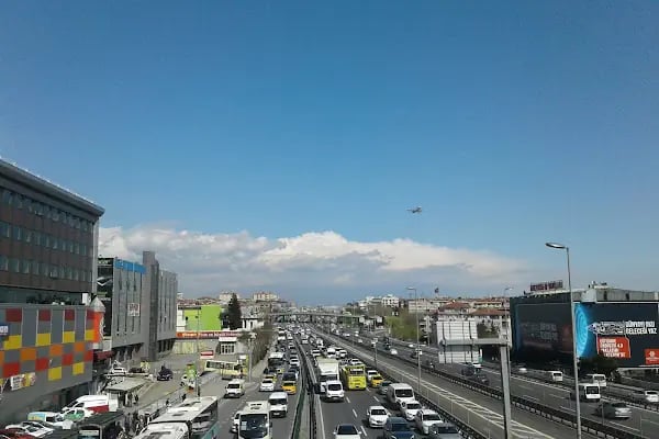 Bahçelievler Metro İstasyonu - Resim 9