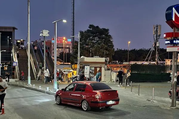 Bahçelievler Metro İstasyonu - Resim 18