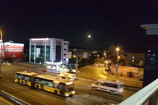 Bahçelievler Metro İstasyonu - Resim 7