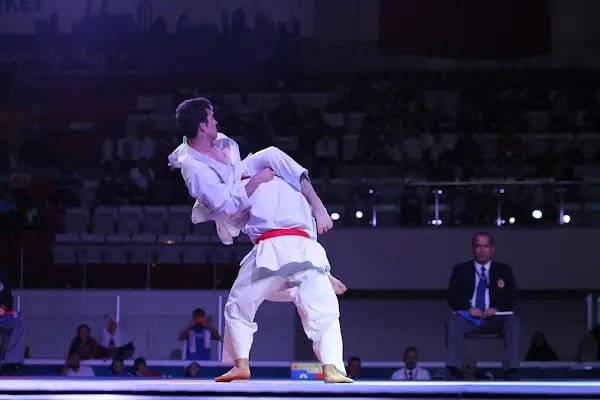 ERYAMAN KARATE-DO SPOR KULÜBÜ - Resim 2