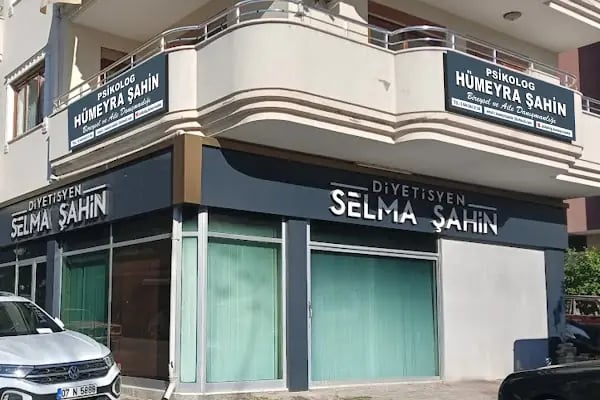 Uzman Psikolog Hümeyra Şahin - Resim 1