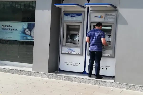 Halkbank Adapazarı Şubesi - Resim 8