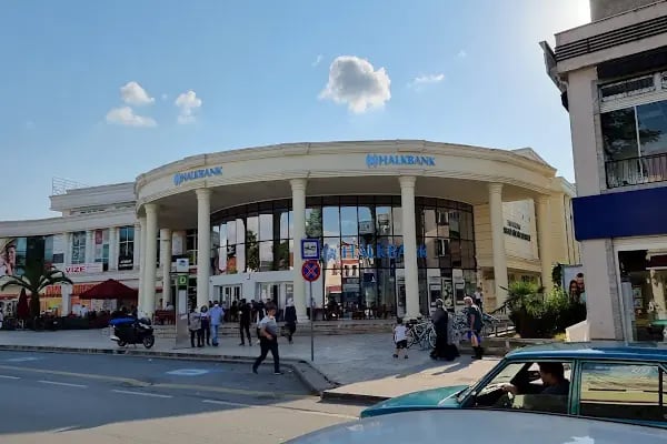Halkbank Adapazarı Şubesi - Resim 2