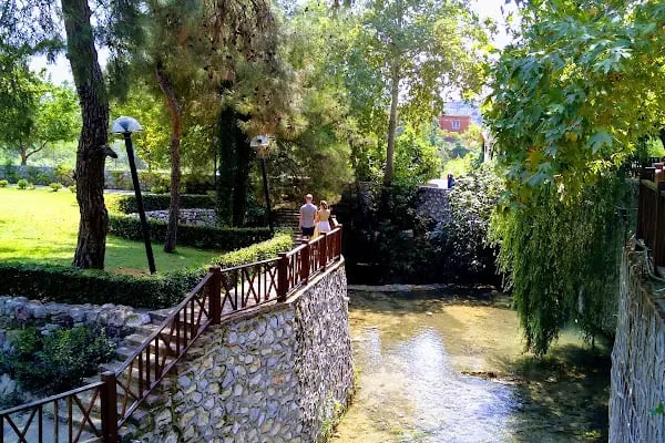 Karaisalı Piknik Alanı - Resim 11
