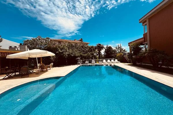 Treekos Suite Hotel - Resim 3
