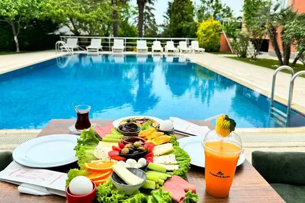 Treekos Suite Hotel - Resim 5