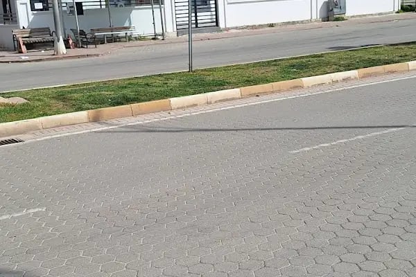 Döşemealtı İlçe Halk Kütüphanesi - Resim 4