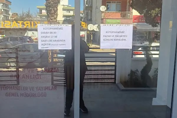 Döşemealtı İlçe Halk Kütüphanesi - Resim 7