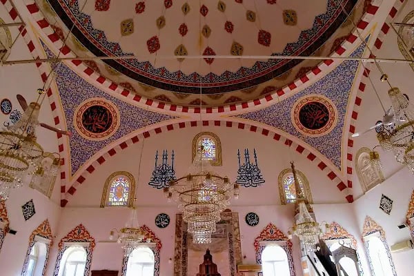 Emin Akin CAMİ - Resim 1