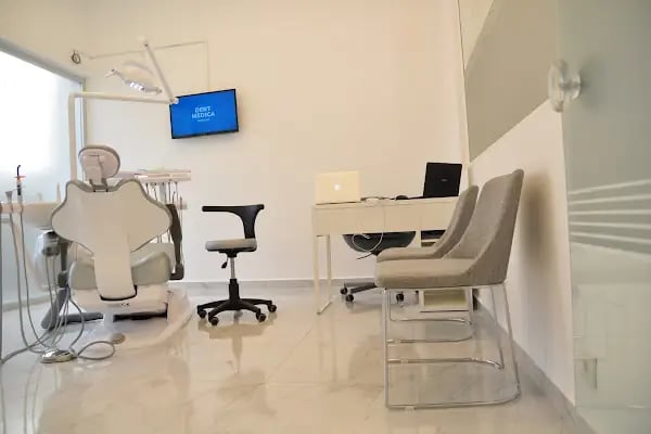 Swissdent Bodrum Diş Polikliniği &amp; Dental Clinic - Resim 3