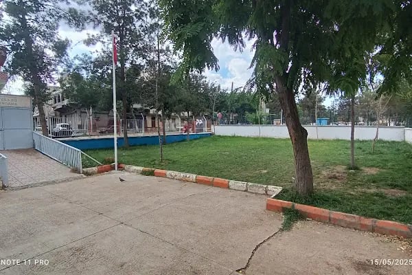 Dr. Cavit Özyeğin Anaokulu - Resim 1