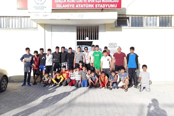 İslahiye Atatürk Stadyumu - Resim 9