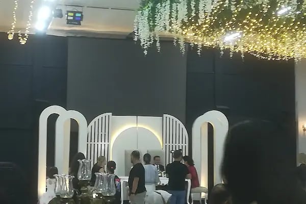 Söğütlü Belediyesi Düğün ve Toplantı Salonu - Resim 6