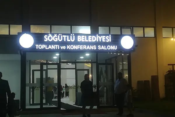 Söğütlü Belediyesi Düğün ve Toplantı Salonu - Resim 2