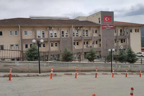 T.C. Aladağ Hükümet Konağı - Resim 2