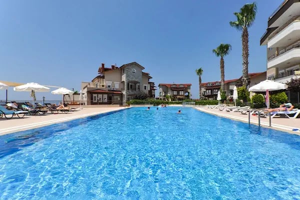 2Base Estate Agency - Resim 3