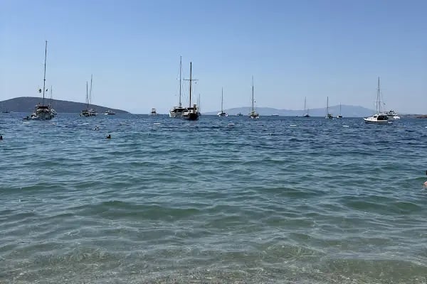 The Basement Beach&amp;Pub - Resim 11