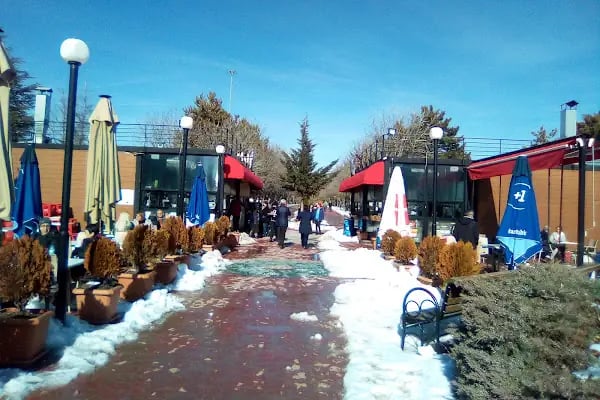 Ahlatlıbel Atatürk Parkı - Resim 18